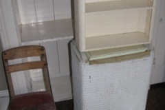 IMG_10562028300x40029